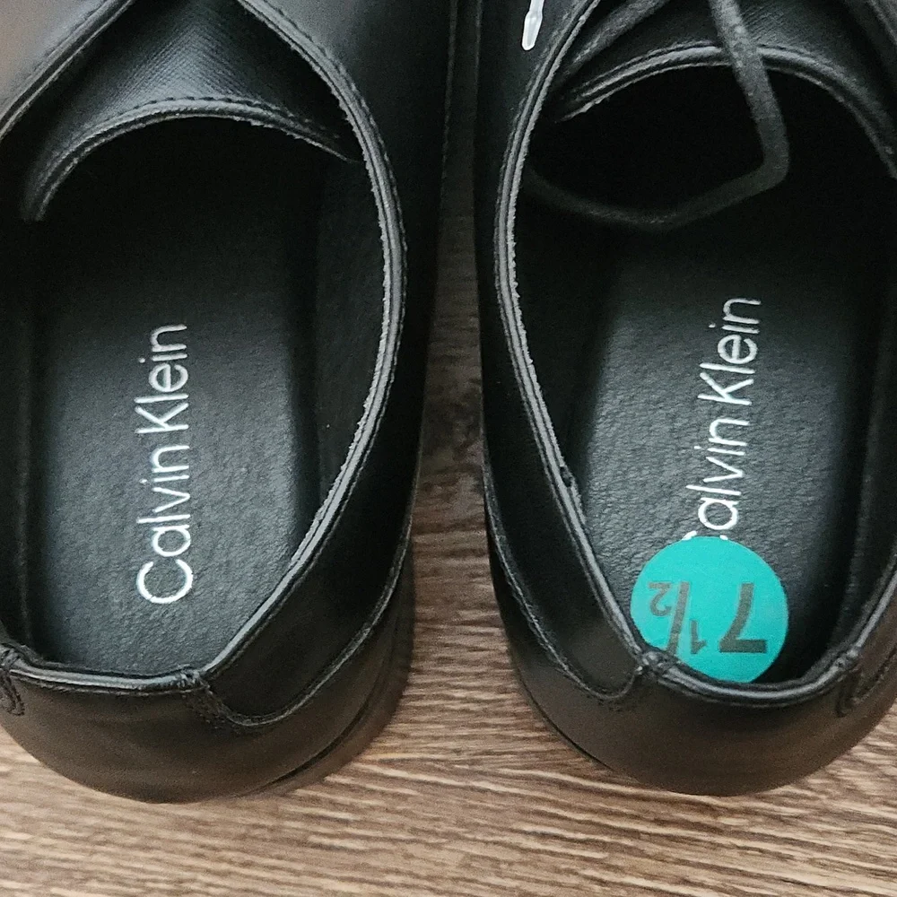 NEW Calvin Klein Mens Black Oxford, size 7.5